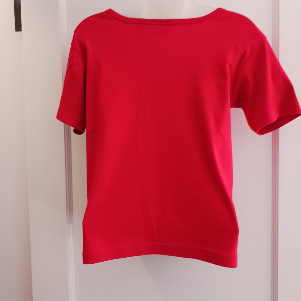 Red t-shirt - Picture 3 of 3